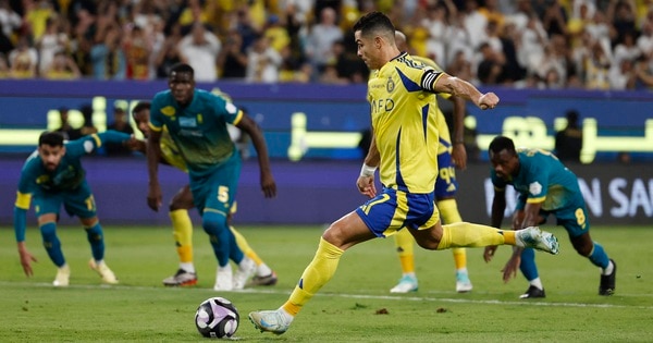 Ronaldo ghi bàn trận thứ 4 liên tiếp cho Al Nassr, chia tay đội ngay trong đêm- Ảnh 1.